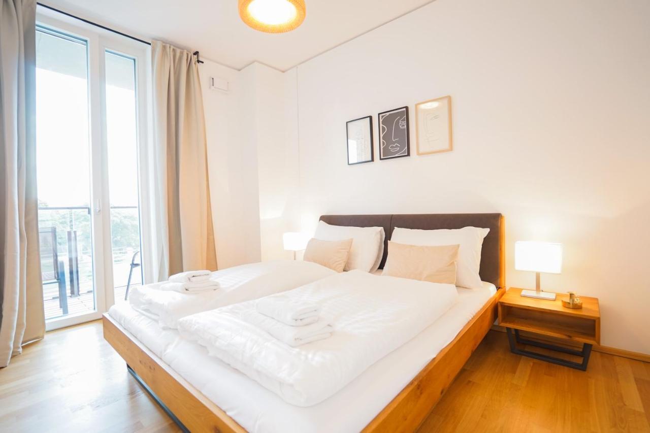 Suite In High-Rise On The Danube Vídeň Exteriér fotografie